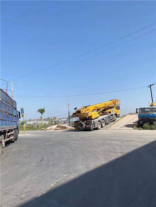 安化县25吨吊车的租赁价格大概是多少？