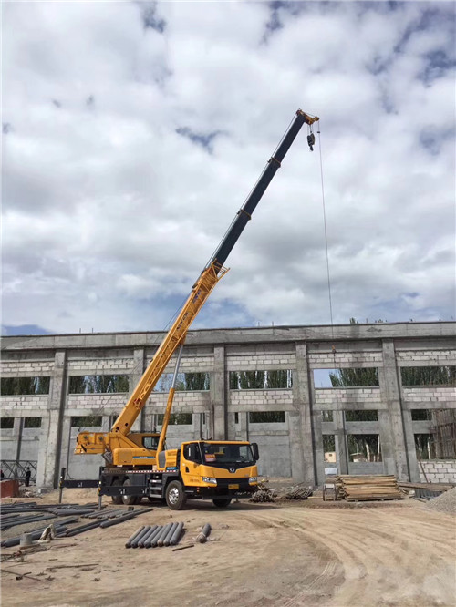 安化县吊装作业前会做设备检查吗？安全保障措施有哪些？